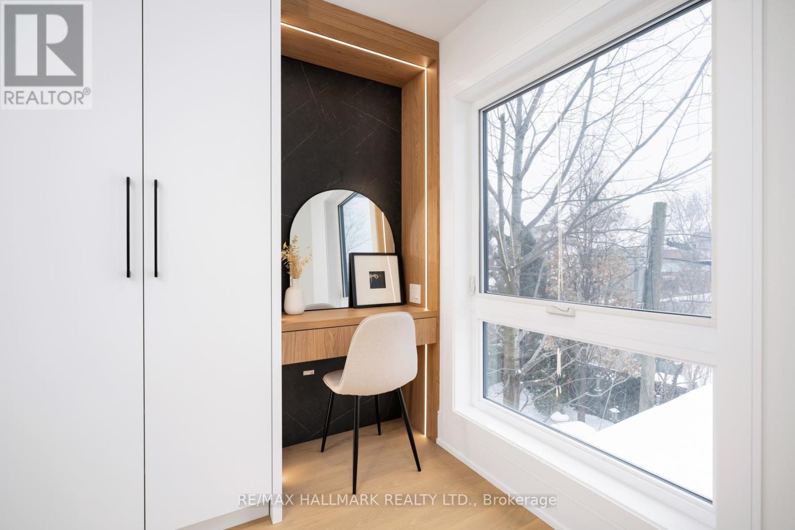 15 Cruikshank Avenue, Toronto, ON - Indoor Photo Showing Other Room