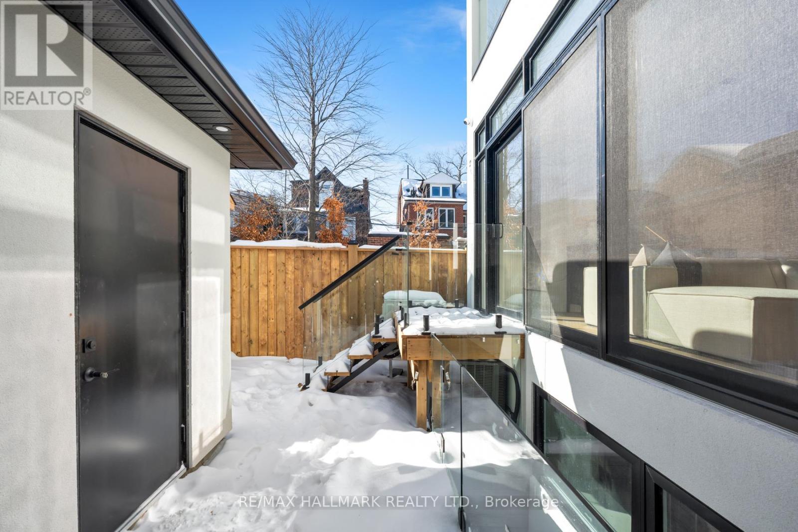 15 Cruikshank Avenue, Toronto, ON - Outdoor With Exterior