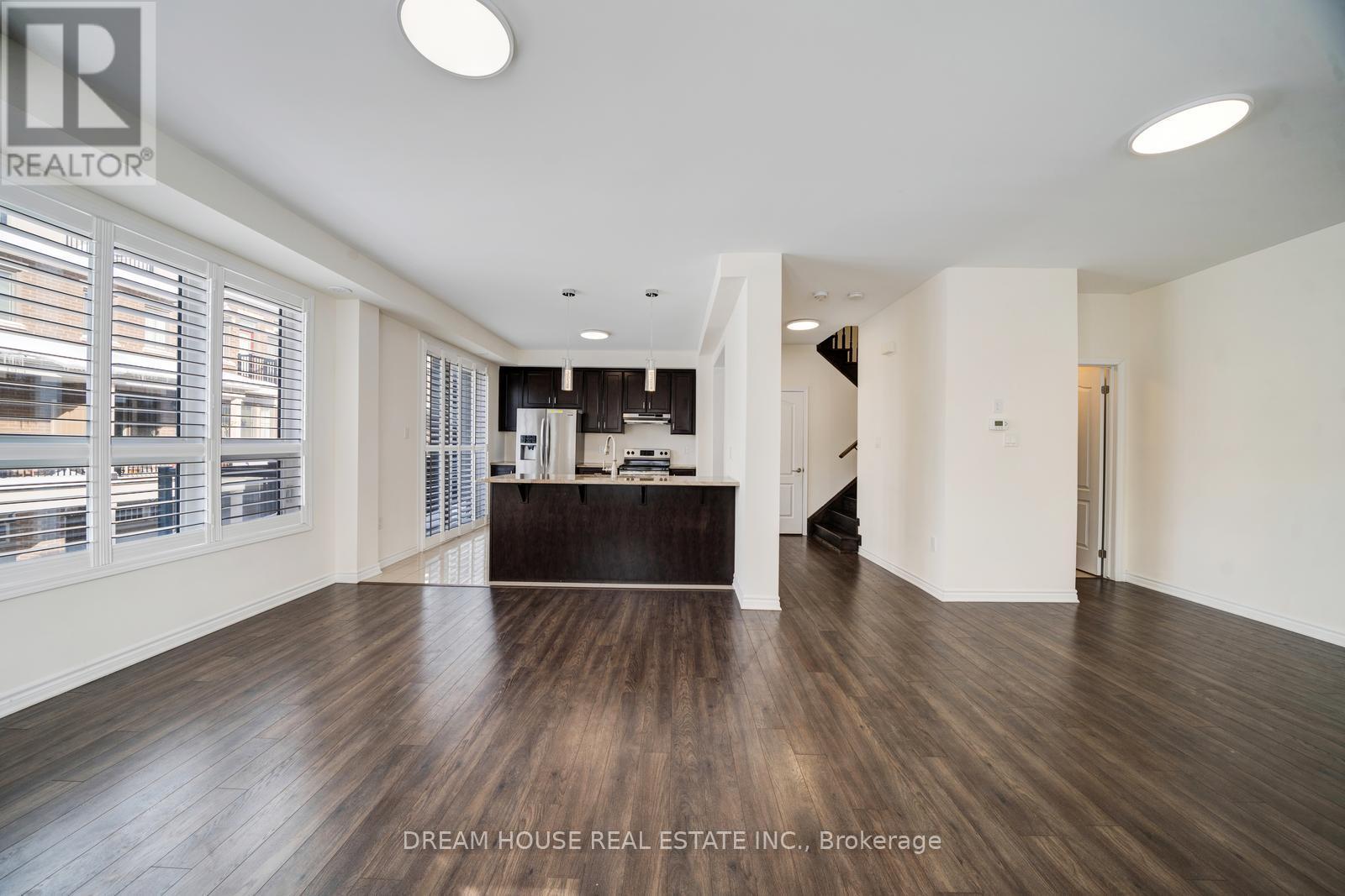 41 - 350 Arthur Bonner Avenue, Markham, ON - Indoor