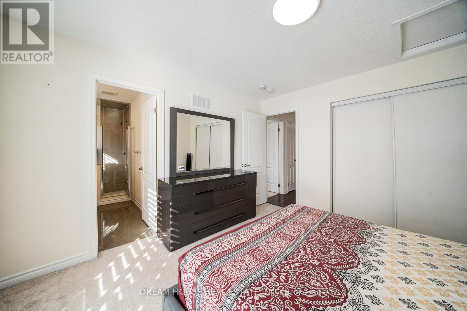 41 - 350 Arthur Bonner Avenue, Markham, ON - Indoor Photo Showing Bedroom