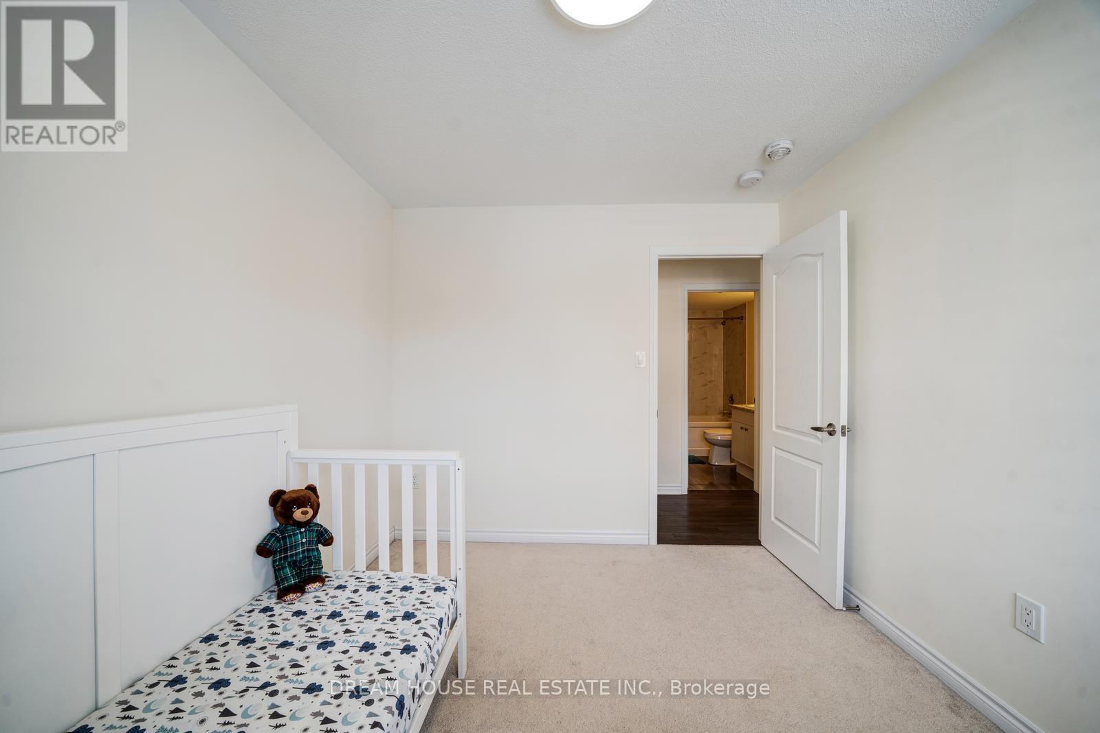 41 - 350 Arthur Bonner Avenue, Markham, ON - Indoor