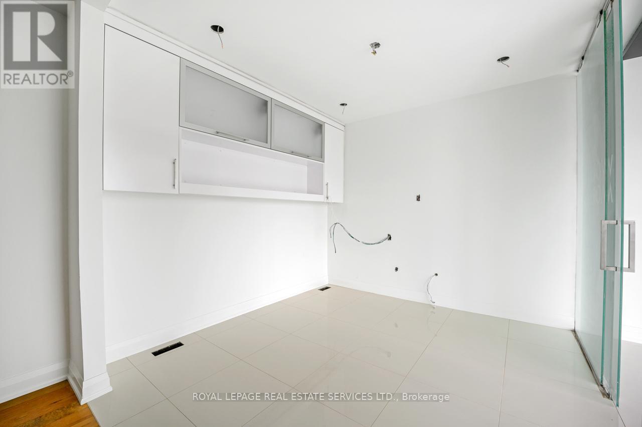 Building #2 - 11840 Keele Street, Vaughan, ON