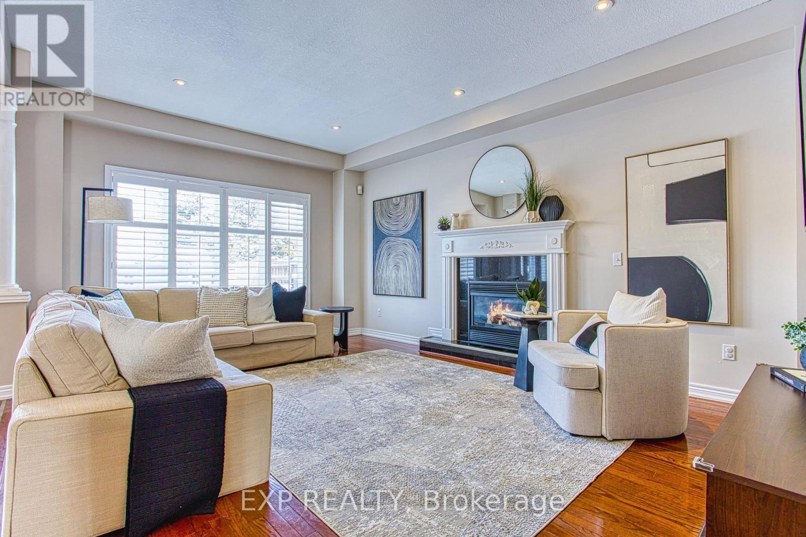 52 Biggs Avenue, Hamilton, ON - Indoor Photo Showing Living Room With Fireplace