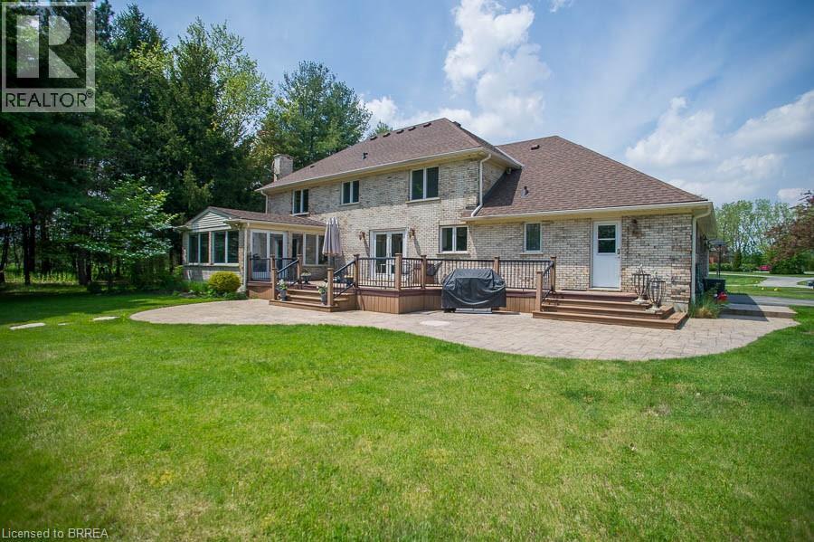 92 Highland Drive, Brantford, ON - Outdoor With Deck Patio Veranda