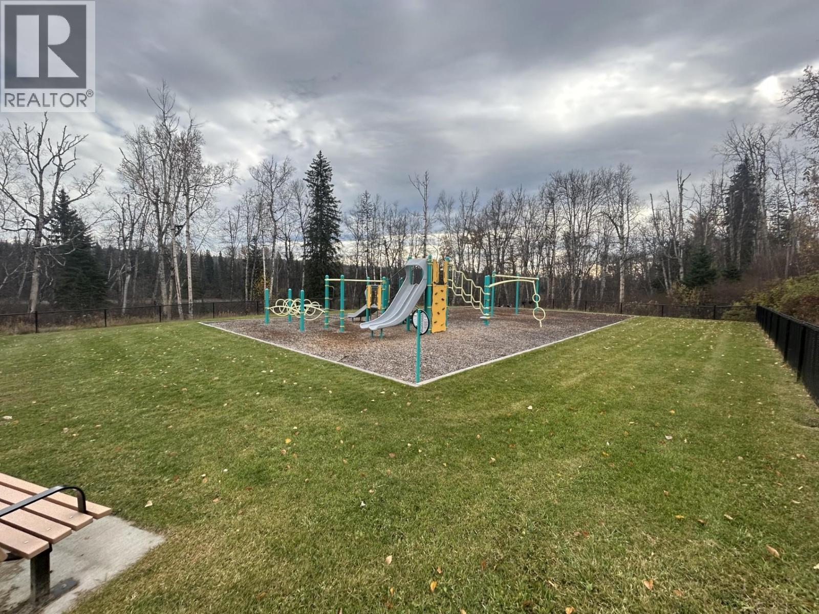 7204 Foxridge Drive, Prince George, BC - Outdoor