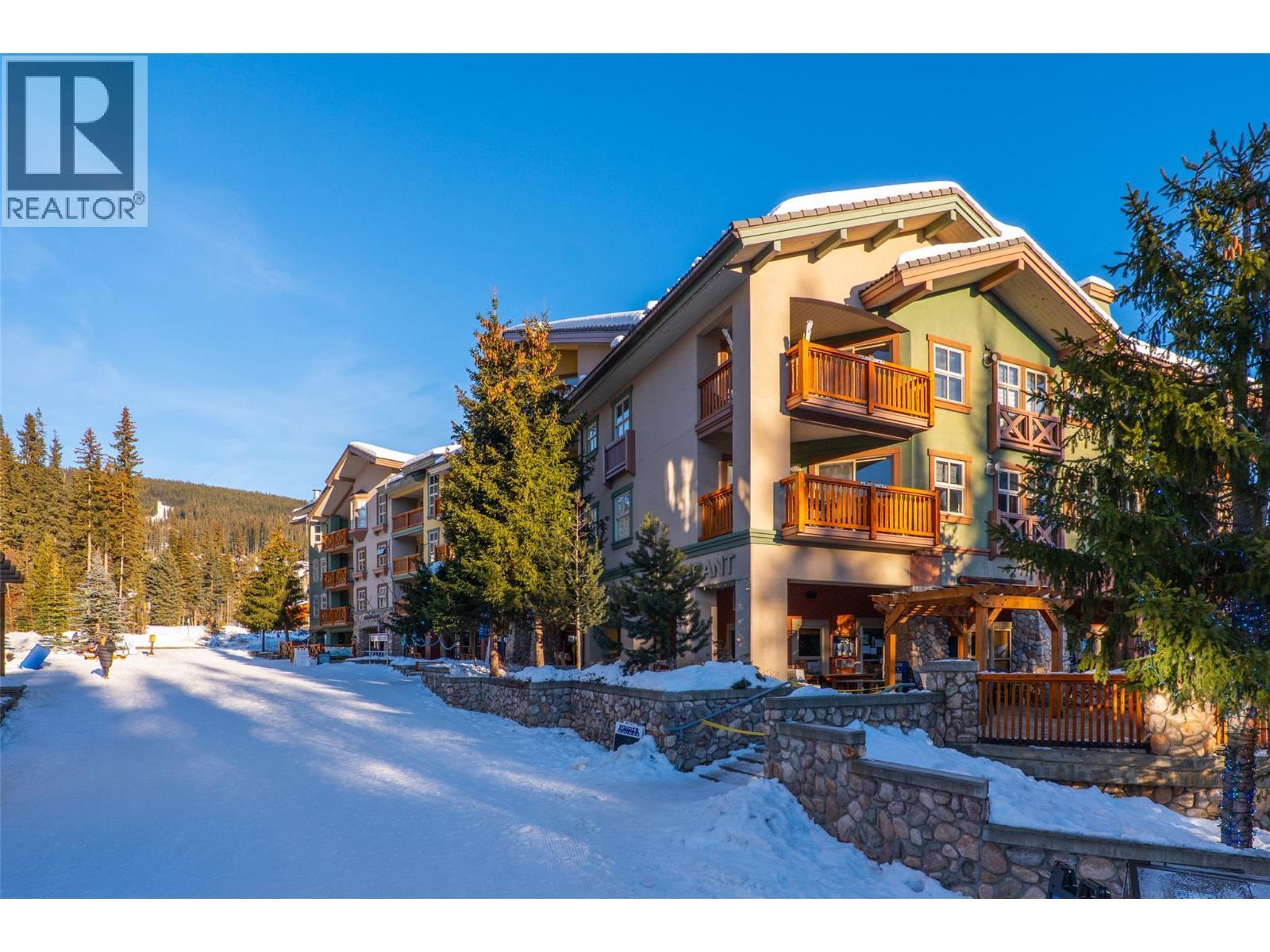 3190 Creekside Way Unit# 208, Sun Peaks, BC - Outdoor