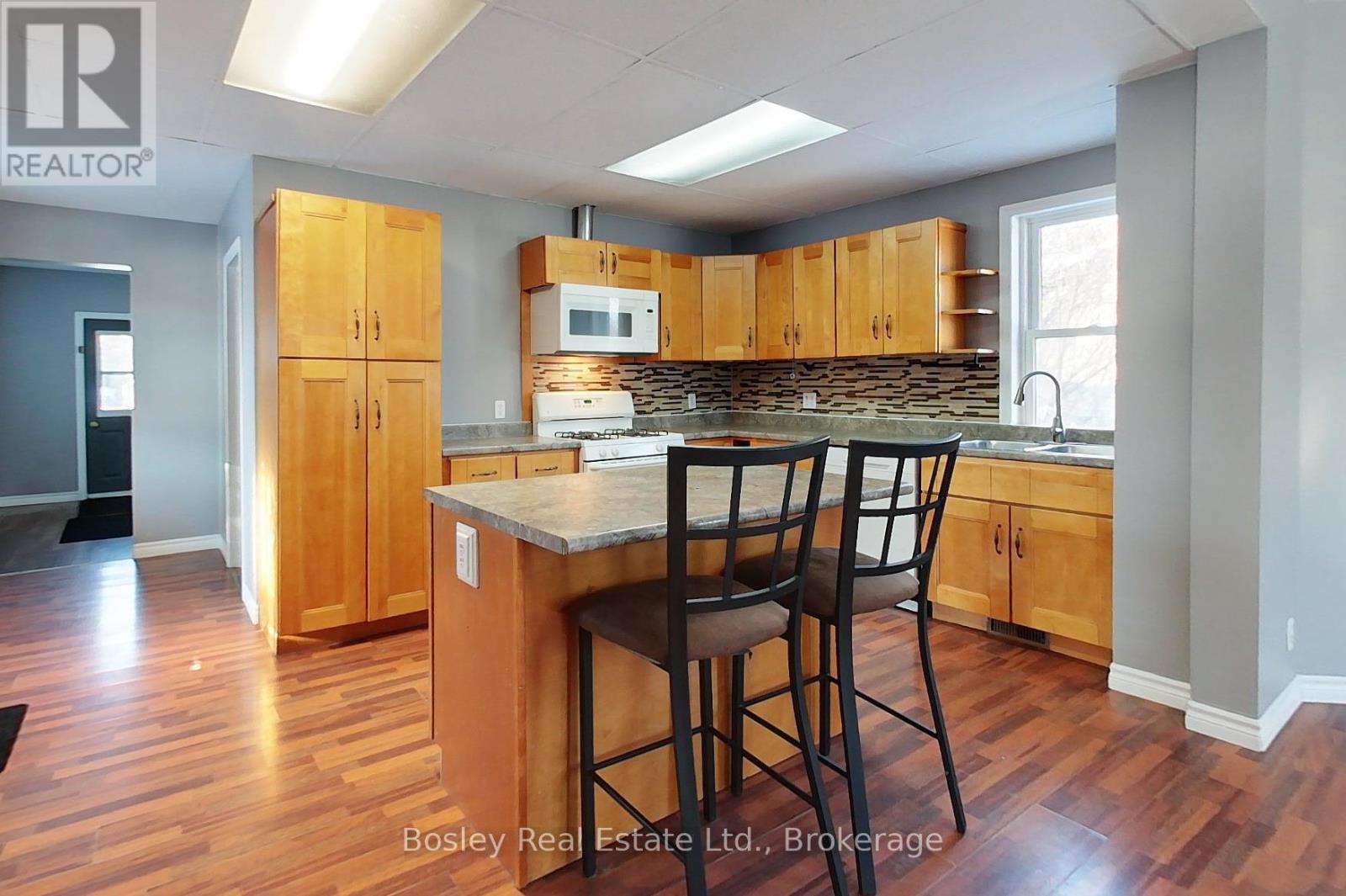 164 Union Street, Meaford, ON - Indoor