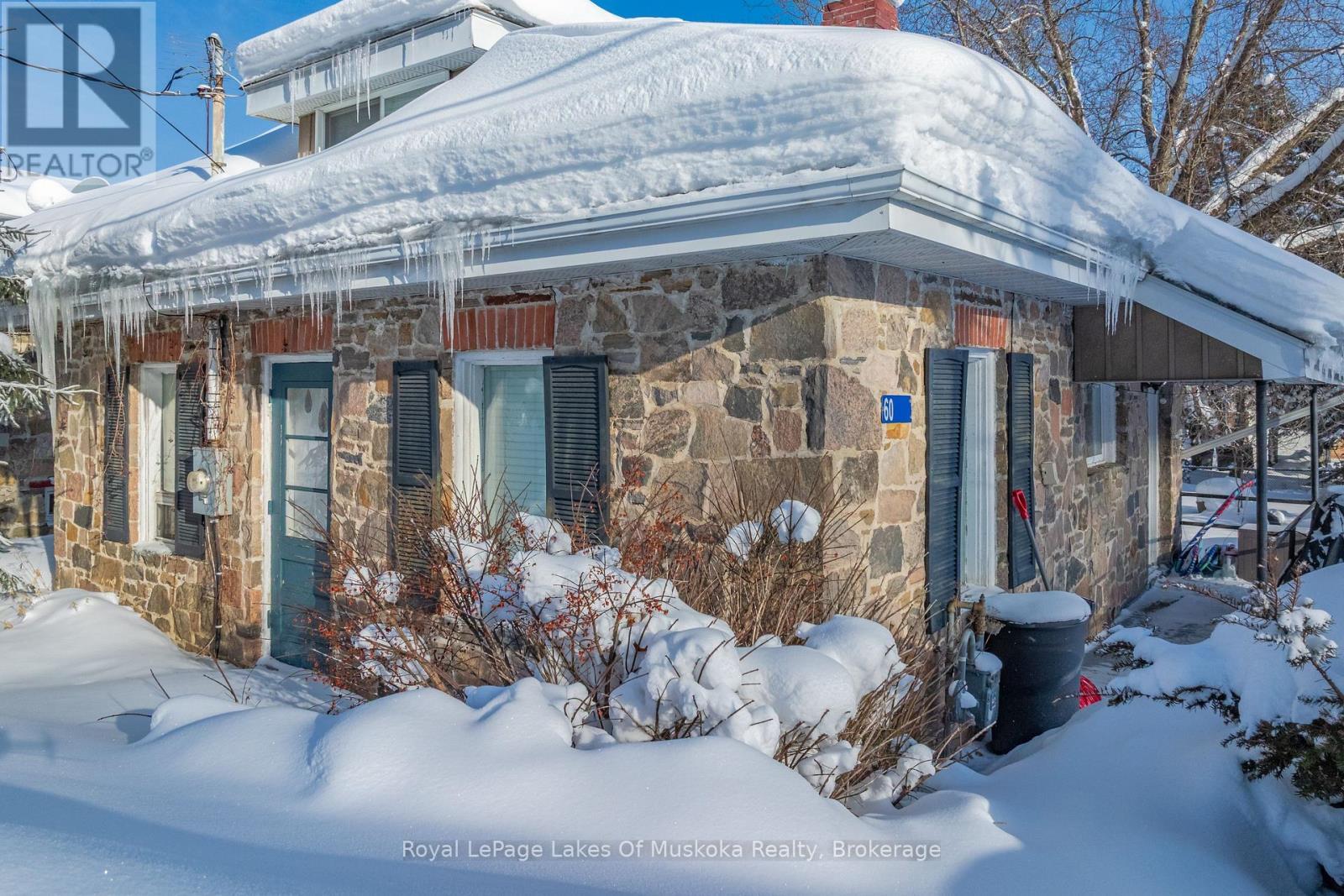 60 West Road W, Huntsville (Chaffey), ON - Outdoor