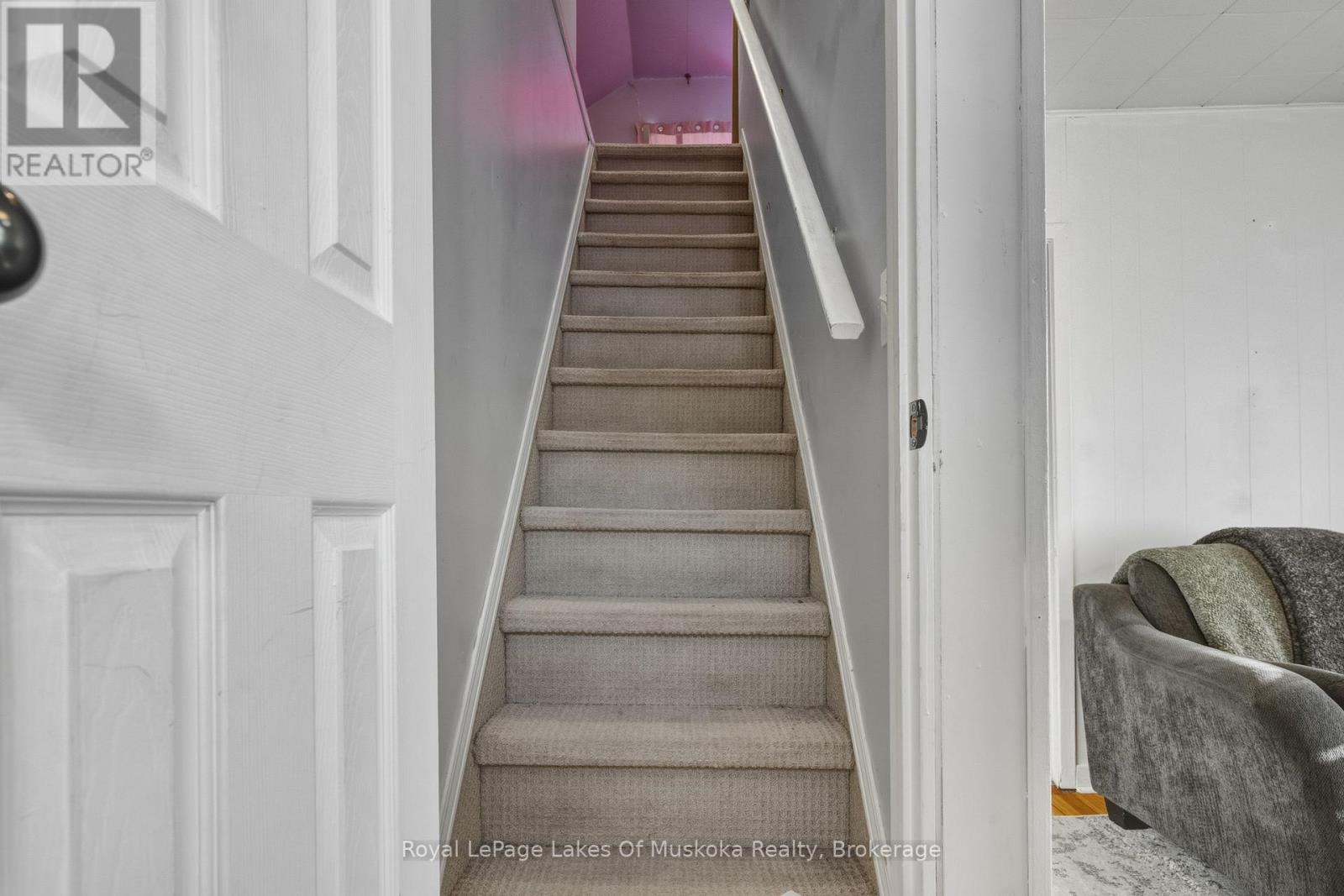 60 West Road W, Huntsville (Chaffey), ON - Indoor Photo Showing Other Room