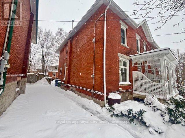 Shared Driveway w/ neighbour to east - 148 Suffolk Street W, Guelph (Downtown), ON - Outdoor