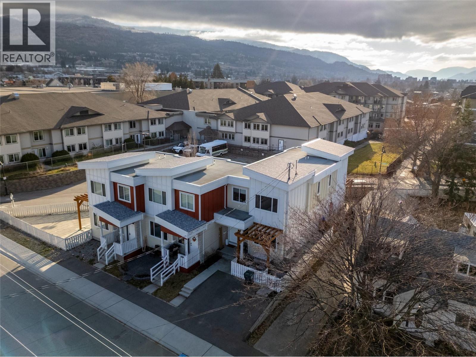 102 Cossar Avenue Unit# 103, Penticton, BC - Outdoor