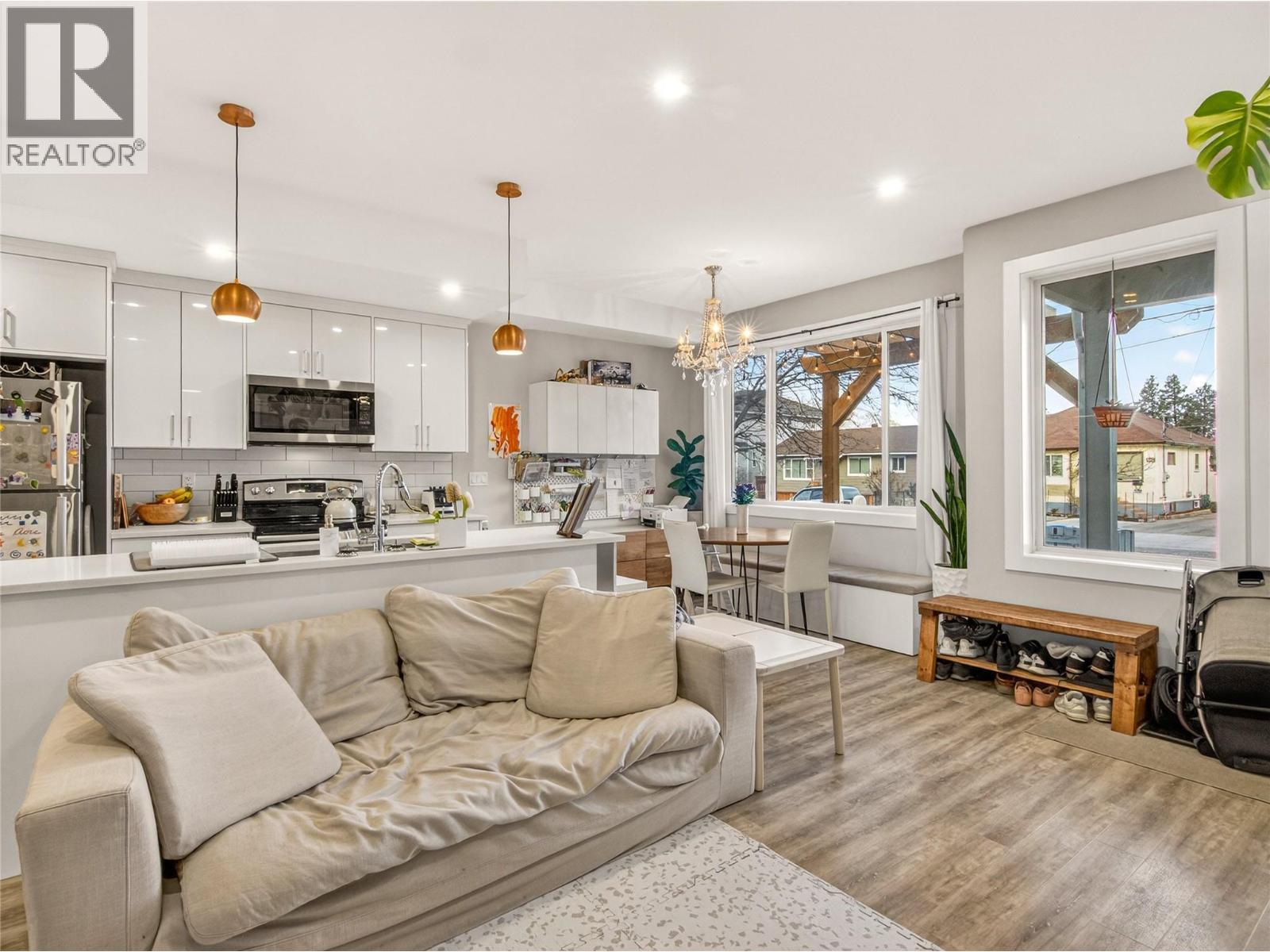 102 Cossar Avenue Unit# 103, Penticton, BC - Indoor Photo Showing Other Room