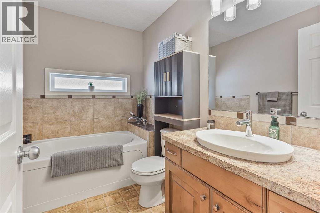 95048 River Ridge Road, Rural Lethbridge County, AB - Indoor Photo Showing Bathroom