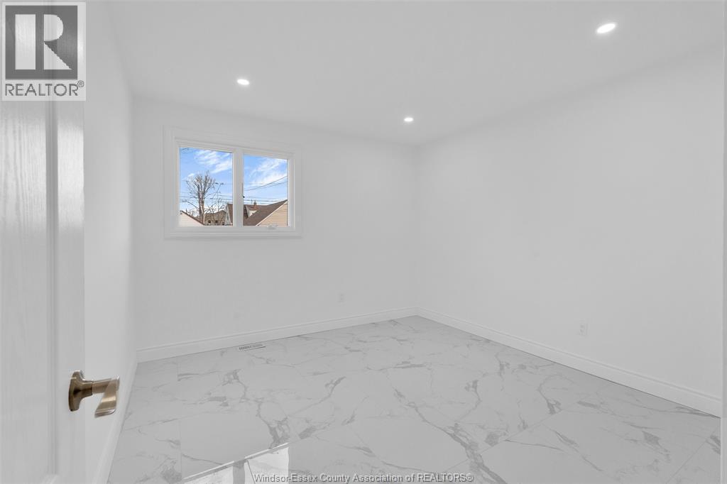 1510 Langlois, Windsor, ON - Indoor Photo Showing Other Room