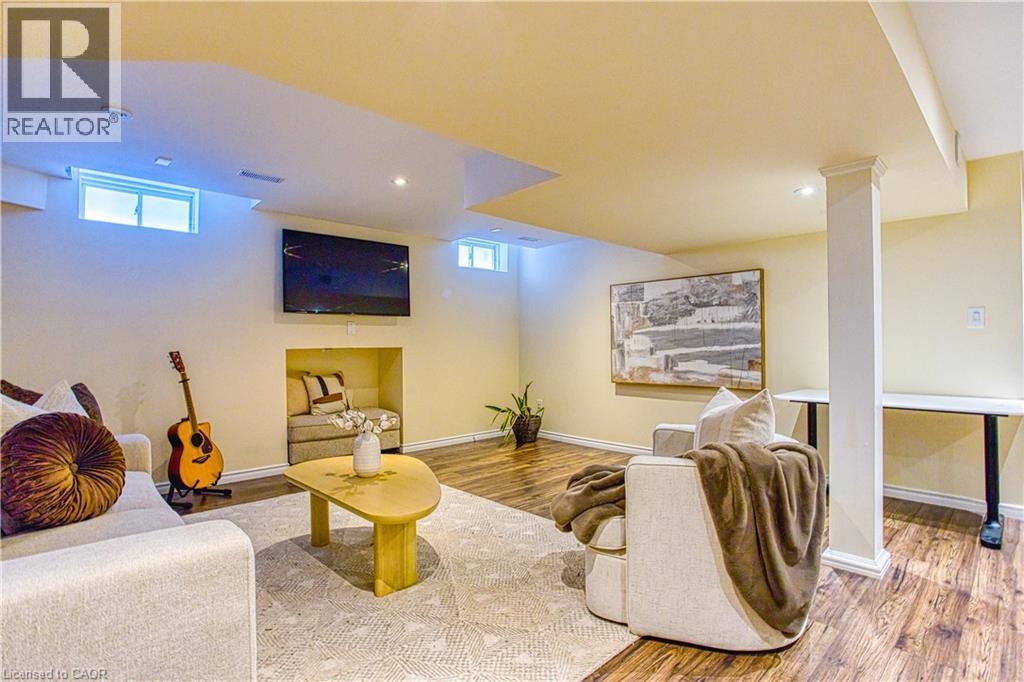 52 Biggs Avenue, Ancaster, ON - Indoor Photo Showing Basement