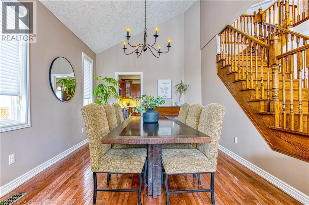 52 Biggs Avenue, Ancaster, ON - Indoor Photo Showing Dining Room