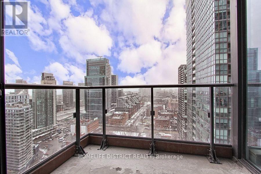 3202 - 55 Mercer Street, Toronto, ON - Outdoor