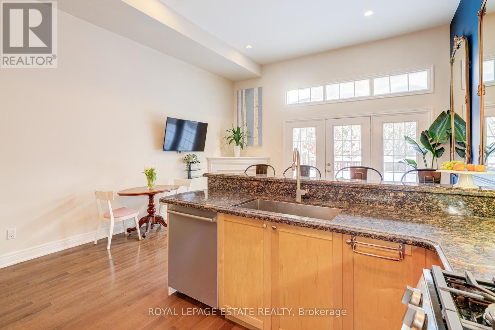 59 Halsey Avenue, Toronto, ON - Indoor