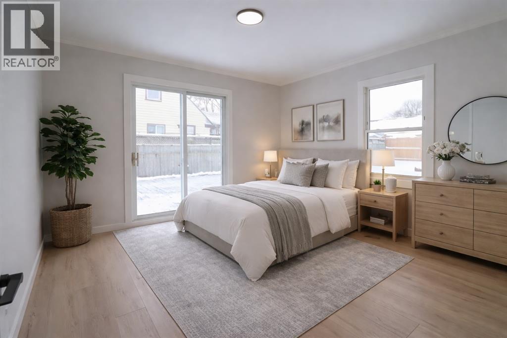 107 Walnut Avenue North, Sarnia, ON - Indoor Photo Showing Bedroom