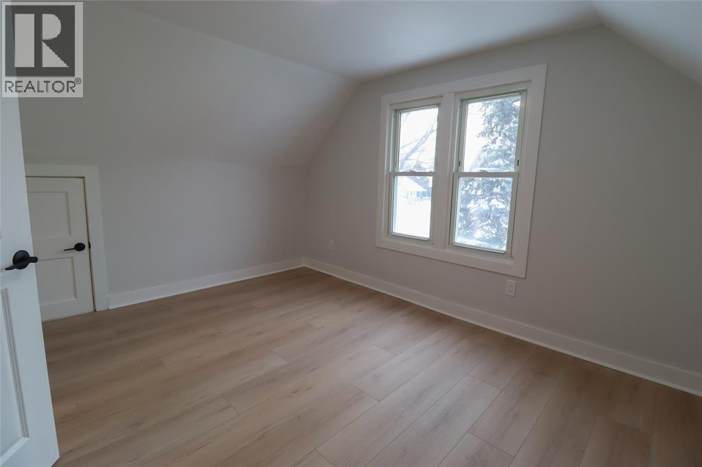 107 Walnut Avenue North, Sarnia, ON - Indoor Photo Showing Other Room
