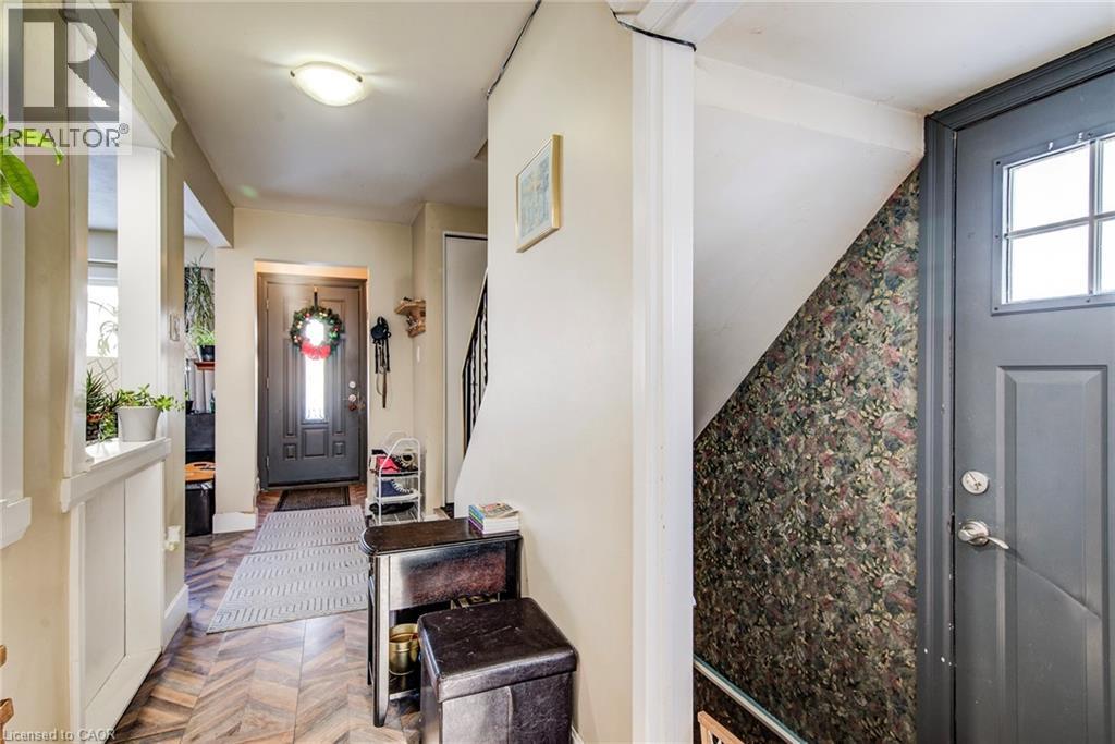 71 Shadeland Crescent, Kitchener, ON - Indoor Photo Showing Other Room