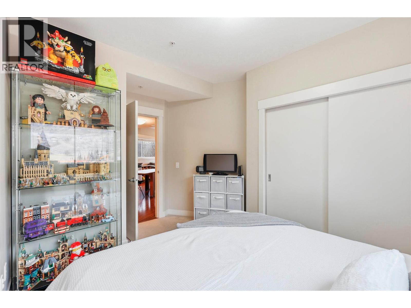 1040 Talasa Court Unit# 3217, Kamloops, BC - Indoor Photo Showing Bedroom