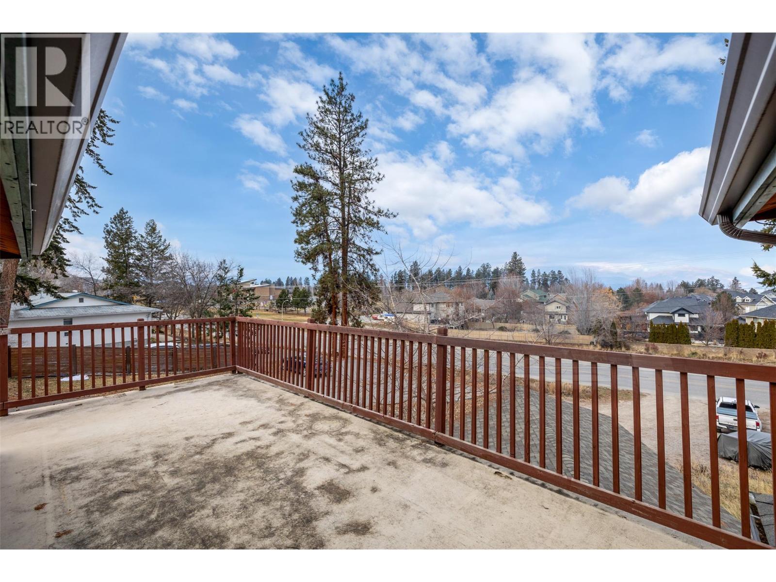 5267 Chute Lake Road, Kelowna, BC - Outdoor