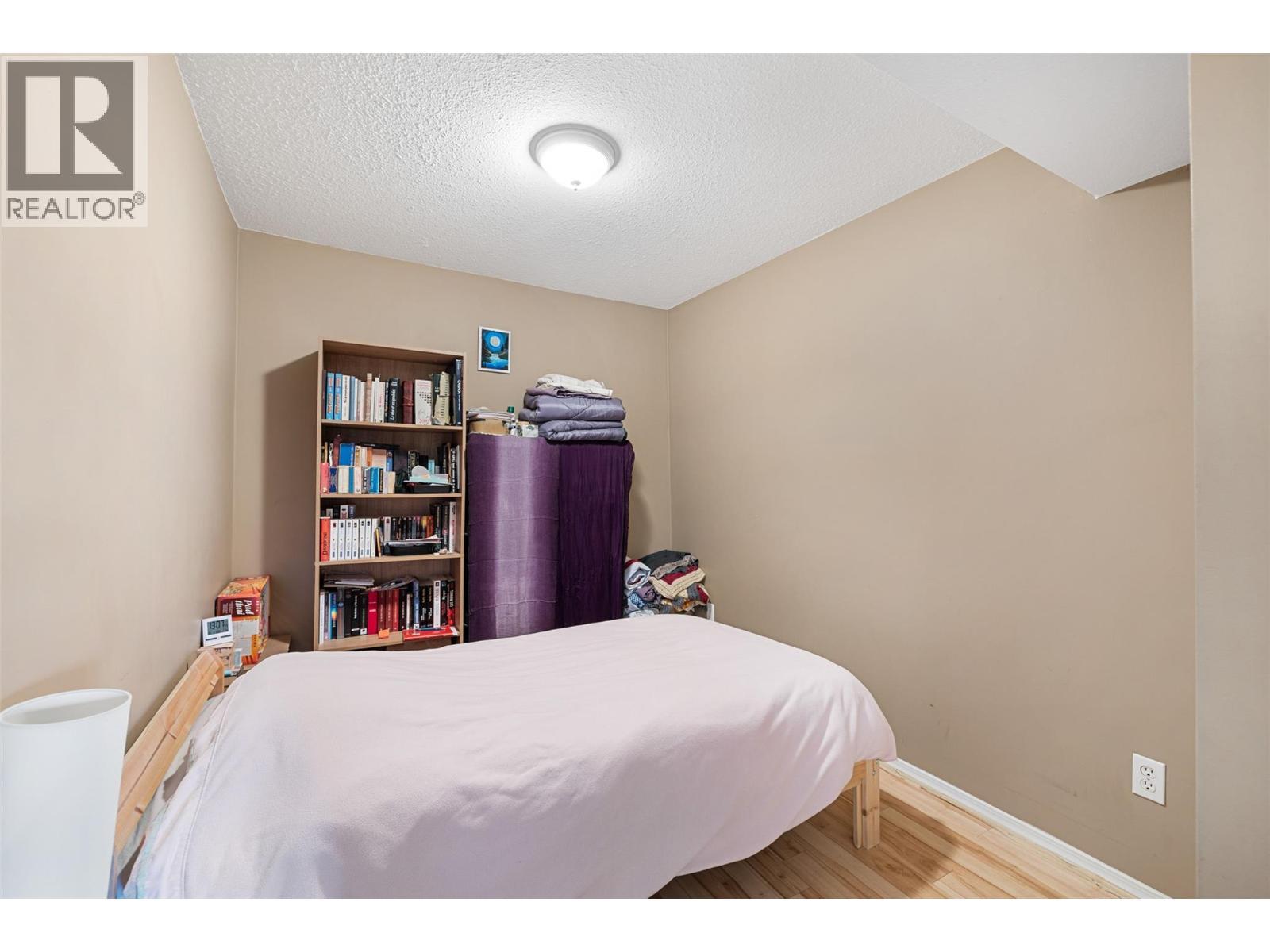 5267 Chute Lake Road, Kelowna, BC - Indoor Photo Showing Bedroom