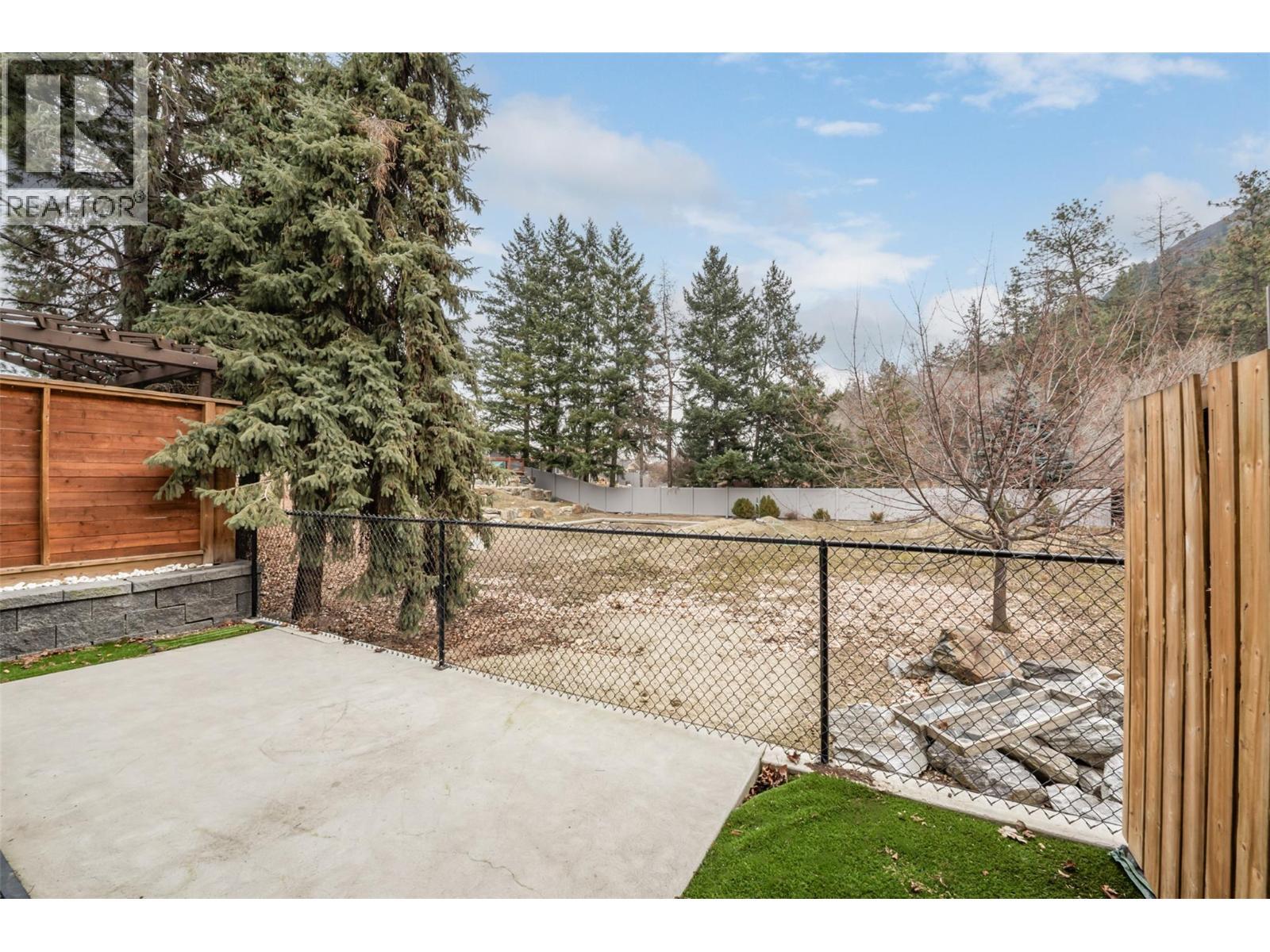 2745 Hewl Road, West Kelowna, BC - Outdoor