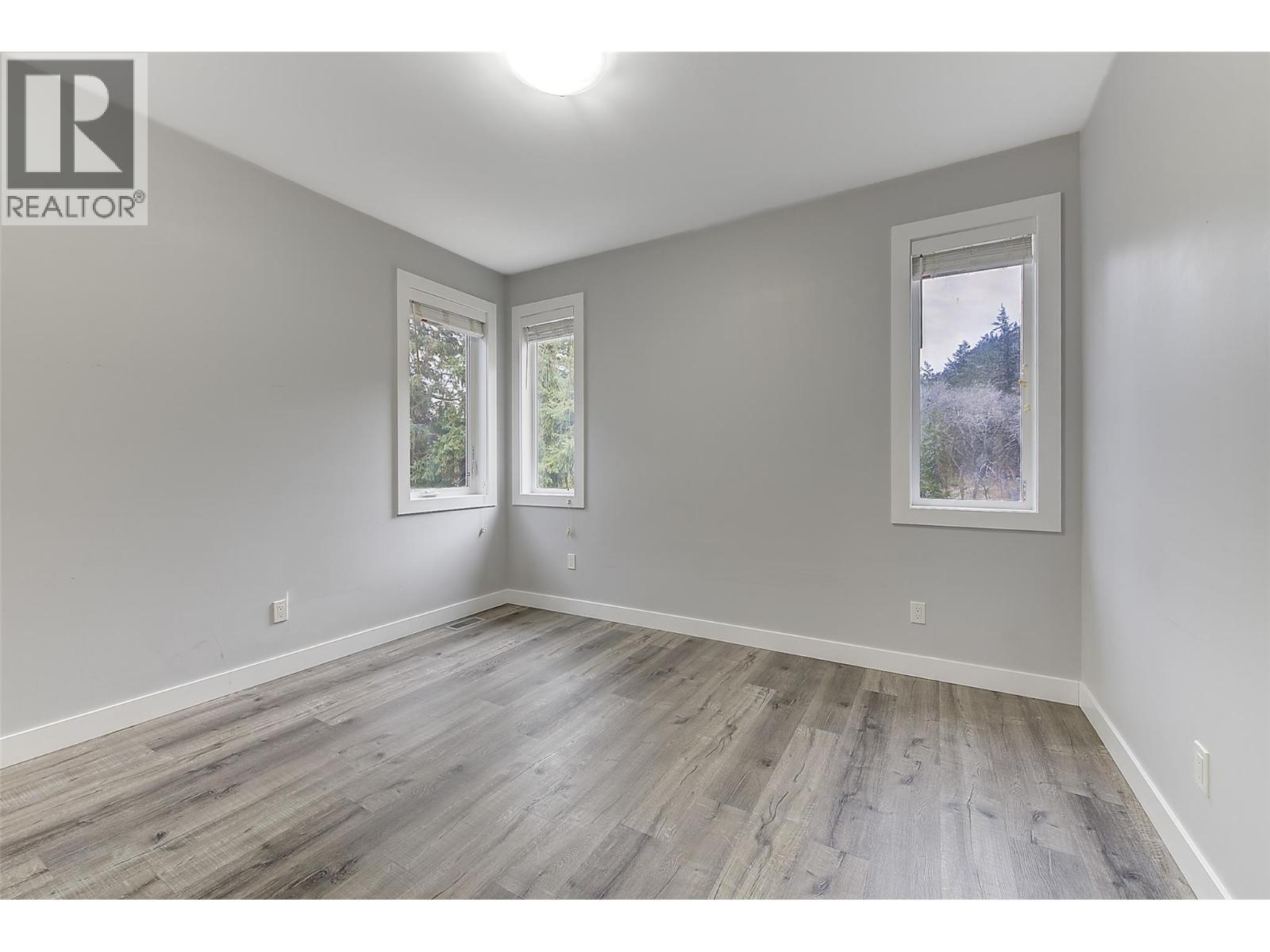 2745 Hewl Road, West Kelowna, BC - Indoor Photo Showing Other Room