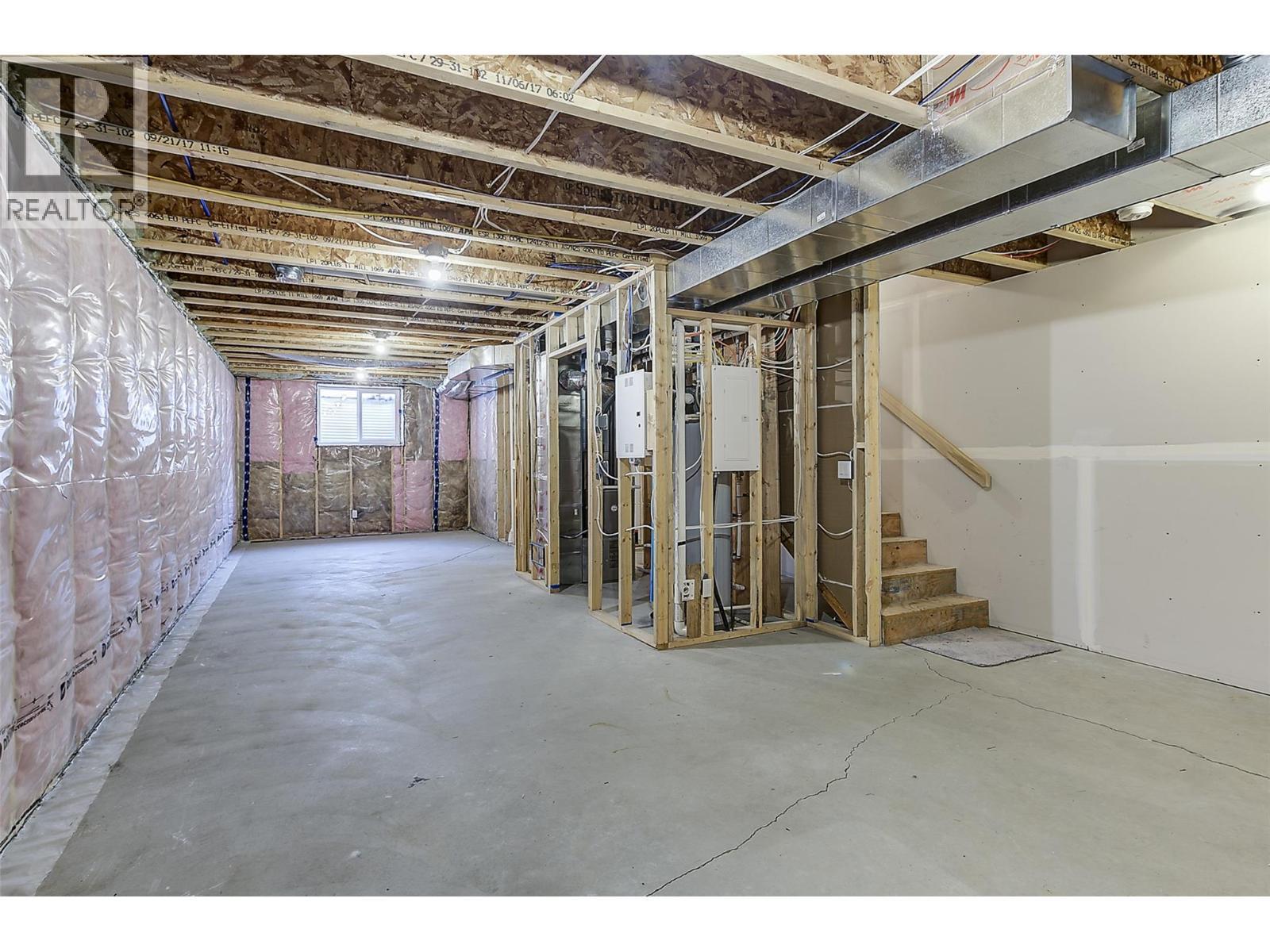 2745 Hewl Road, West Kelowna, BC - Indoor Photo Showing Basement
