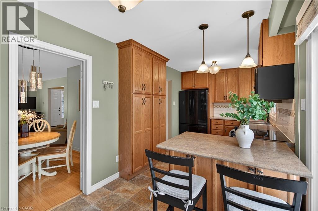 3049 Glencrest Road Unit# 31, Burlington, ON - Indoor Photo Showing Other Room