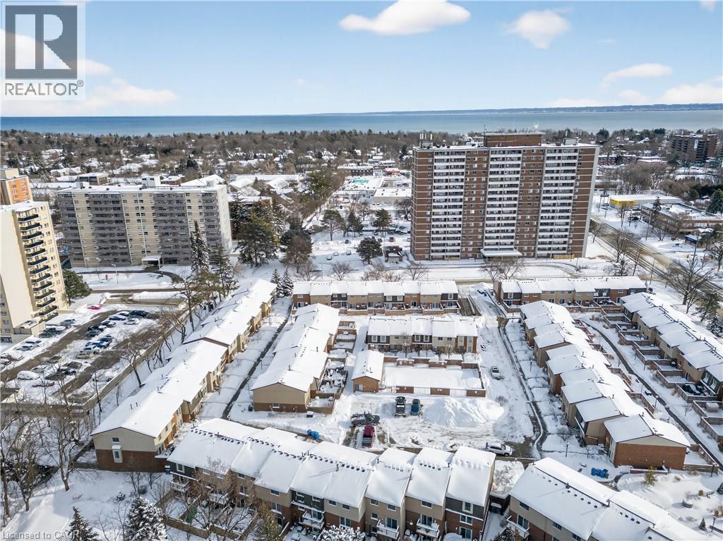 3049 Glencrest Road Unit# 31, Burlington, ON - Outdoor With View