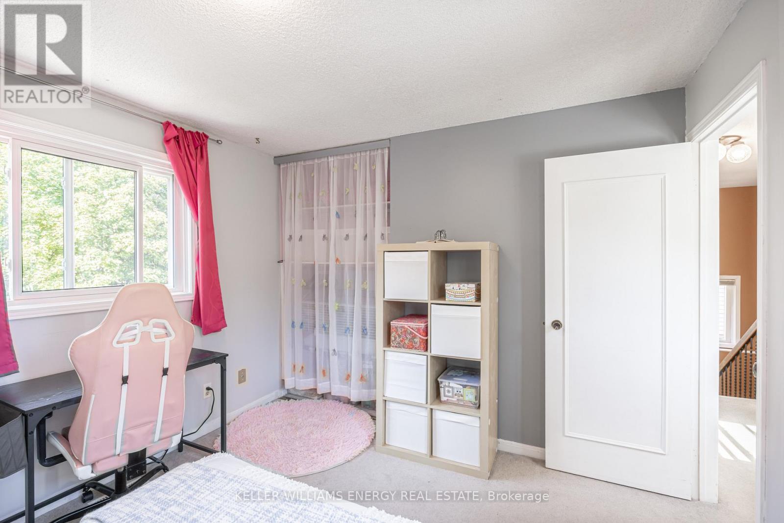 17 Barrow Court, Whitby (Lynde Creek), ON - Indoor