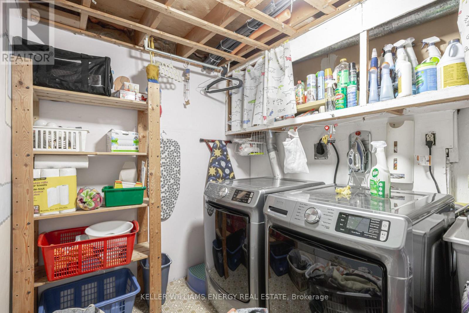 17 Barrow Court, Whitby (Lynde Creek), ON - Indoor Photo Showing Laundry Room