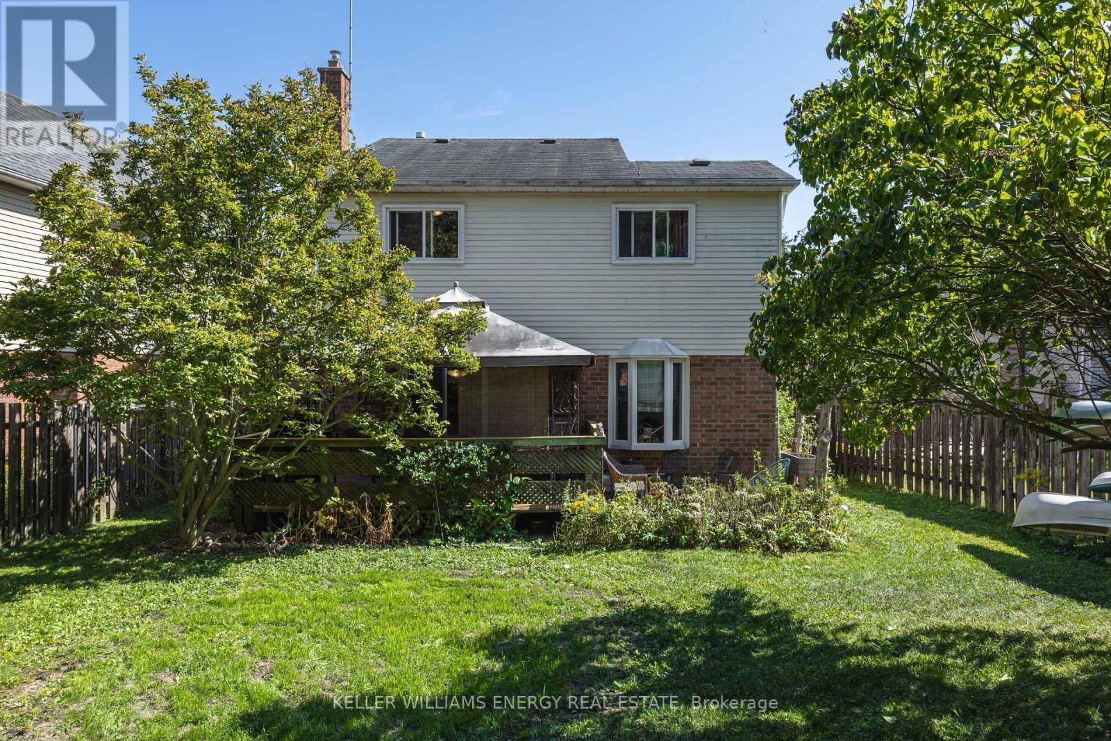 17 Barrow Court, Whitby (Lynde Creek), ON - Outdoor