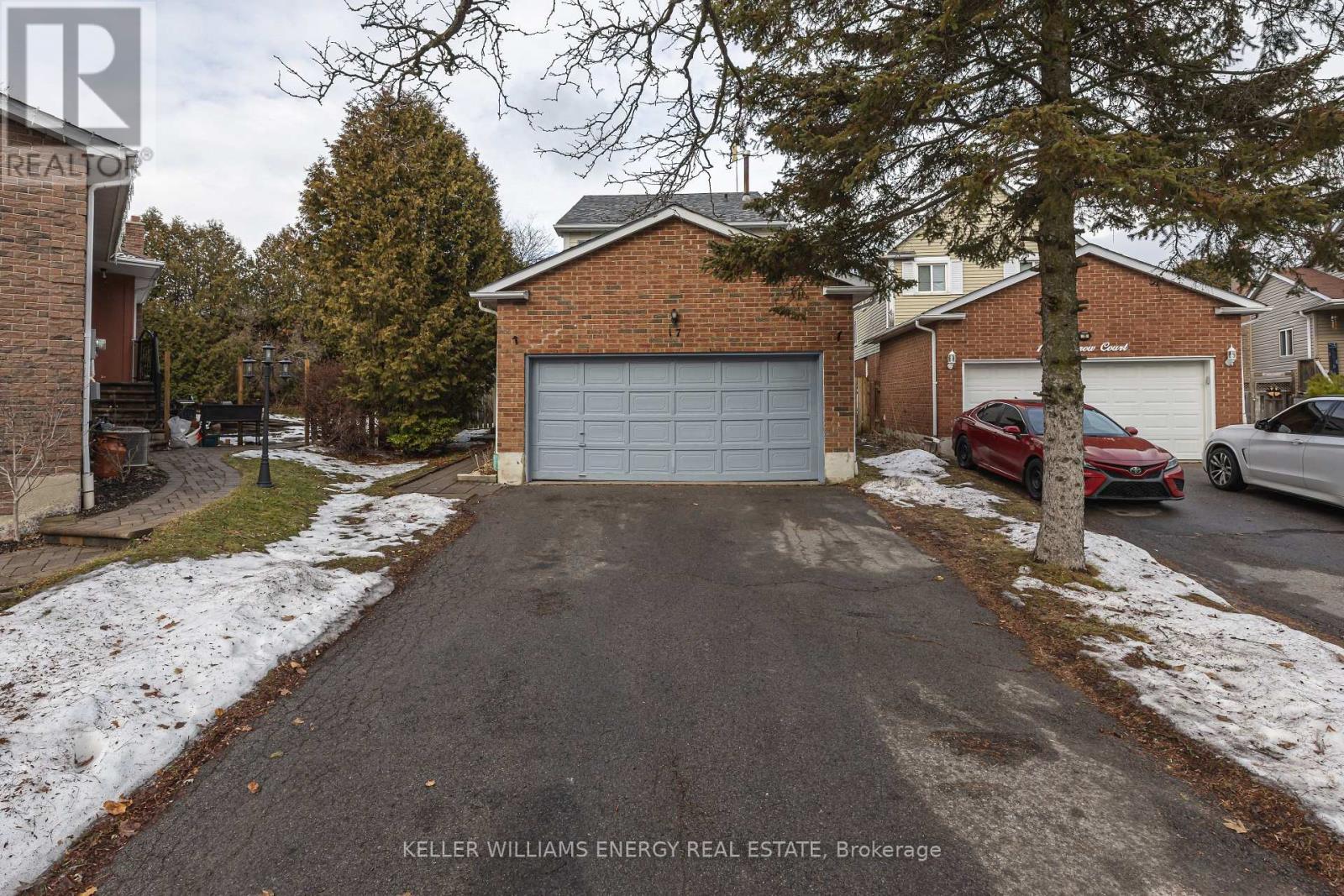 17 Barrow Court, Whitby (Lynde Creek), ON - Outdoor