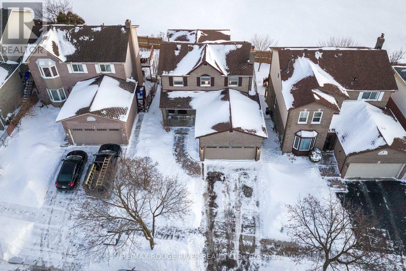 3 Corral Court, Whitby (Blue Grass Meadows), ON - Outdoor With Facade