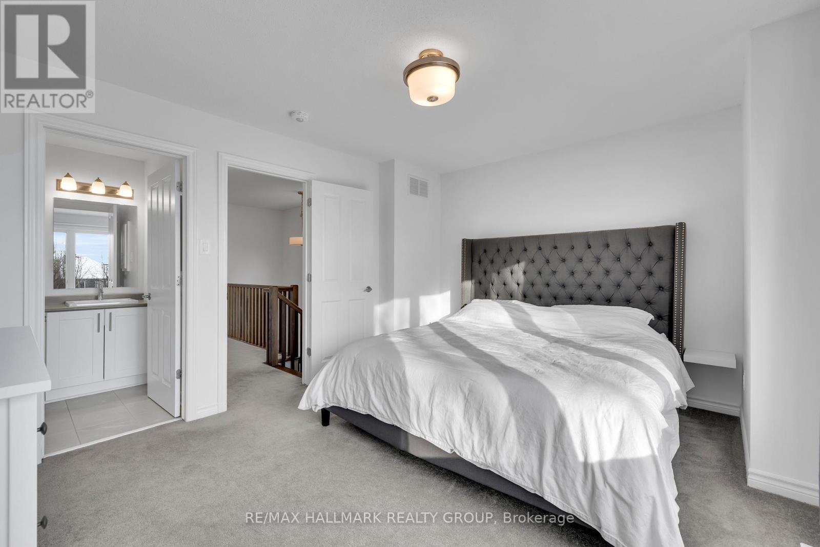 26 Barn Swallow Private, Ottawa, ON - Indoor Photo Showing Bedroom