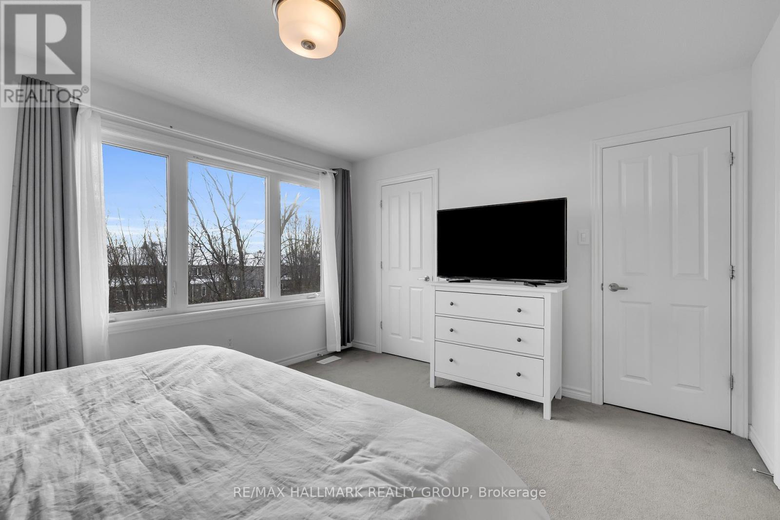 26 Barn Swallow Private, Ottawa, ON - Indoor Photo Showing Bedroom