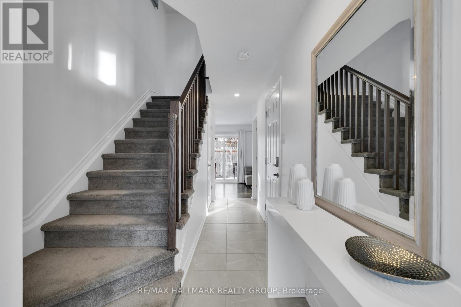 26 Barn Swallow Private, Ottawa, ON - Indoor Photo Showing Other Room