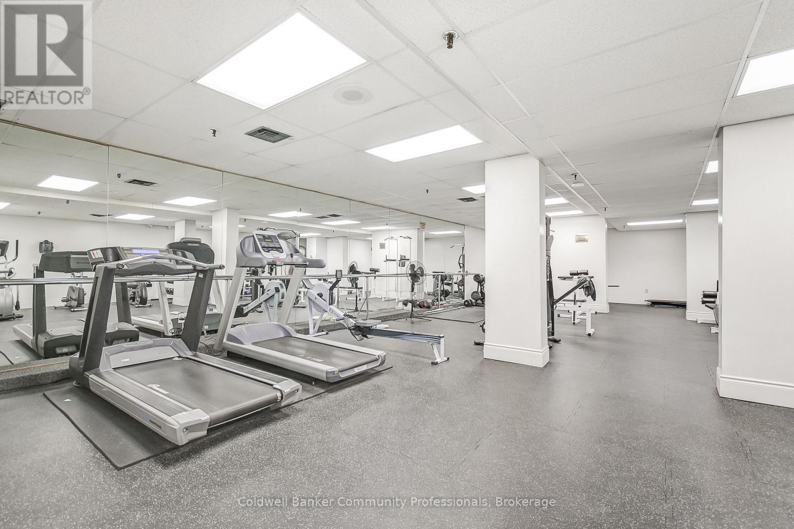 804 - 3845 Lake Shore Boulevard W, Toronto (Long Branch), ON - Indoor Photo Showing Gym Room