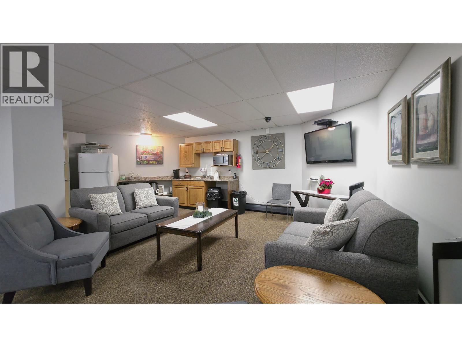 323 4288 15Th Avenue, Prince George, BC - Indoor