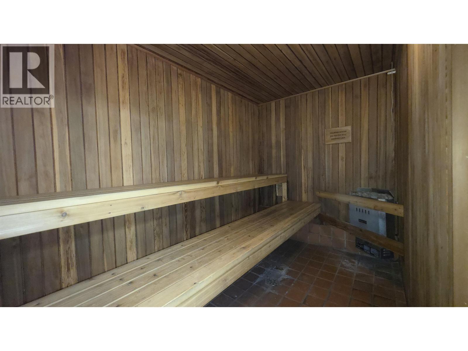 323 4288 15Th Avenue, Prince George, BC - Indoor Photo Showing Other Room