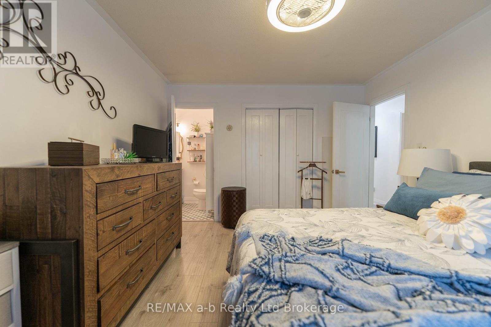 6 Camdon Court, Tillsonburg, ON - Indoor Photo Showing Bedroom