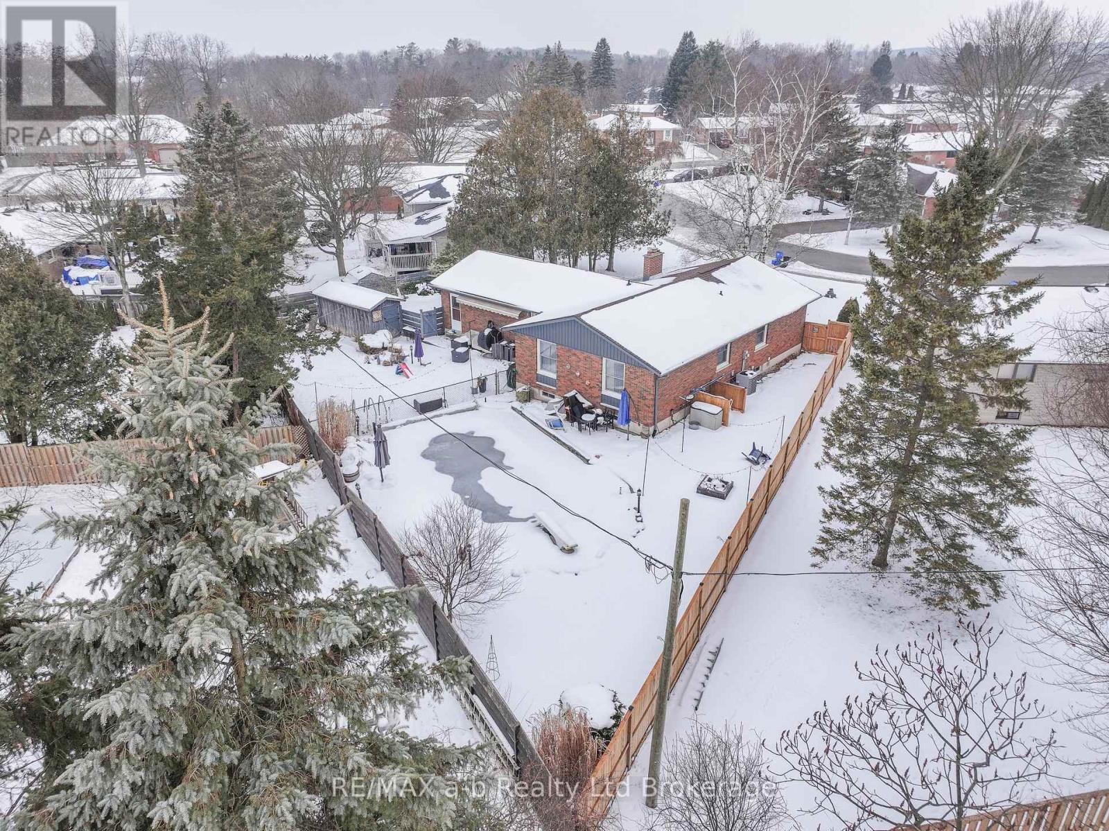 6 Camdon Court, Tillsonburg, ON - Outdoor With View