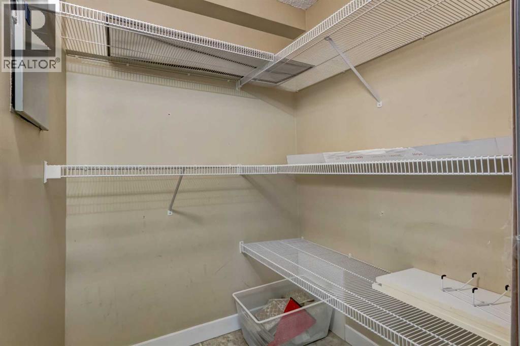 207, 111 14 Avenue Se, Calgary, AB - Indoor With Storage