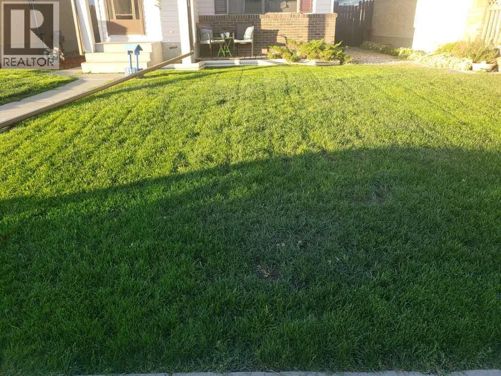 127 Shawmeadows Close Sw, Calgary, AB - Outdoor