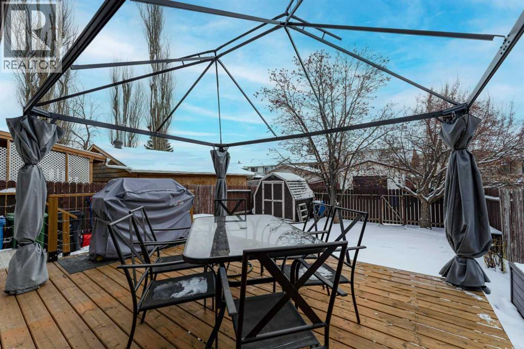 127 Shawmeadows Close Sw, Calgary, AB - Outdoor With Deck Patio Veranda With Exterior