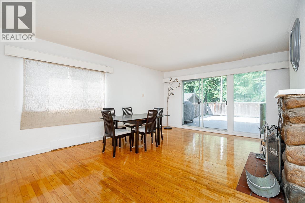 2212 Old Dollarton Road, North Vancouver, BC